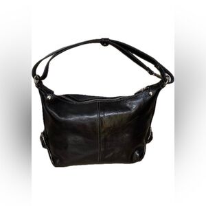 Floto shoulder bag.